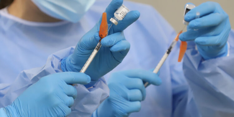 Salamanca recibirá 47.310 vacunas correspondientes a la remesa semanal del Ministerio de Sanidad