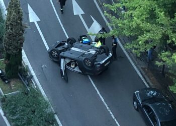 Espectacular accidente en el paseo de Carmelitas