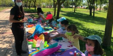 Los más pequeños aprenden a expresar las emociones a través de los colores