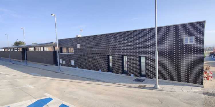 La cafetería se incorpora esta semana a las instalaciones de la piscina municipal