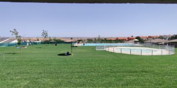 Más de 300 vecinos estrenan la temporada de baño en Carrascal y Santa Marta