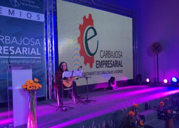 Los IX Premios Carbajosa Empresarial reconocen la labor profesional de seis empresas del municipio