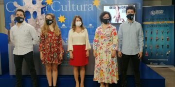 El CAEM estrena ‘De(s) Madres’ de la compañía salmantina La Bulé