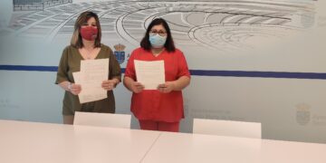 Convenio pionero para bonificar a los mayores del municipio con descuentos en los arreglos de ropa