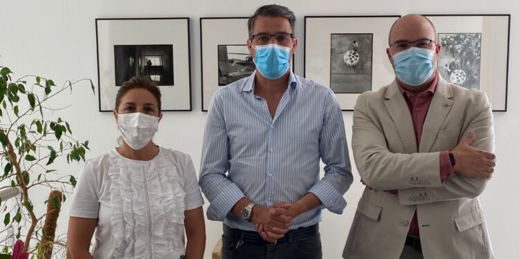 Villamayor renueva las Bolsas de Trabajo para las contrataciones temporales de personal de limpieza viaria y de las dependencias municipales