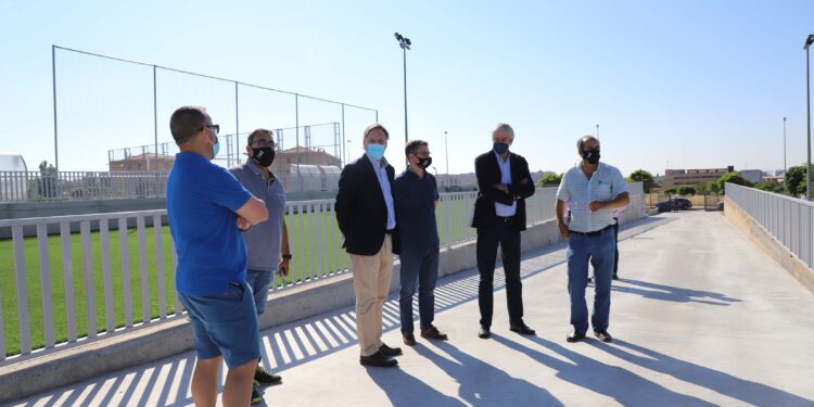 Visita institucional a la finalización de las obras del campo de La Salud
