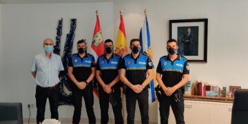 Un subinspector y tres oficiales toman posesión de sus cargos