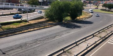 El refuerzo del firme de la rotonda de Las Llaves y el acceso a la autovía A-50 comenzará el lunes día 9