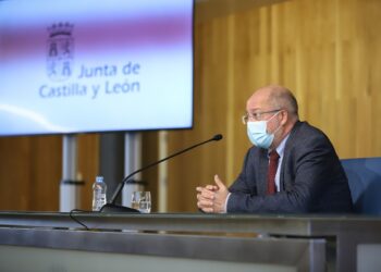 La colaboración de la Junta y las cuatro universidades públicas de la región impulsarán políticas activas frente a la despoblación