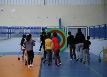 El Consistorio activa el protocolo Covid por el positivo de un monitor