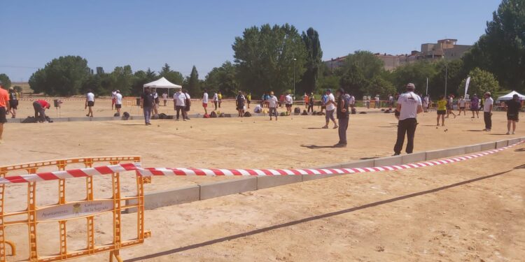 Animada jornada deportiva en el I Torneo Nacional de Petanca