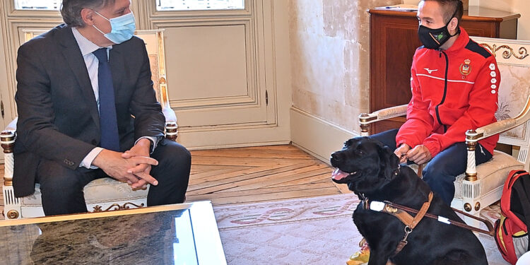 Homenaje al arquero Daniel Martín, campeón de Europa en arco adaptado