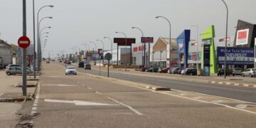 La reordenación del tráfico en el polígono será la primera medida que llevará a cabo el Consistorio tras recibir la titularidad de la vía central