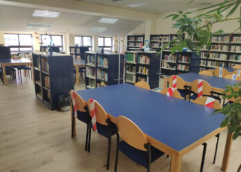 La biblioteca de Santa Marta recibe el diploma del premio de la Campaña de Animación a la Lectura María Moliner