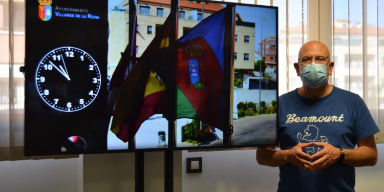 Comienzan a funcionar las pantallas electrónicas para facilitar información municipal a los vecinos