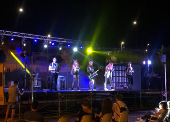 La música de ‘El Clan’ cierra la jornada de la programación cultural y festiva