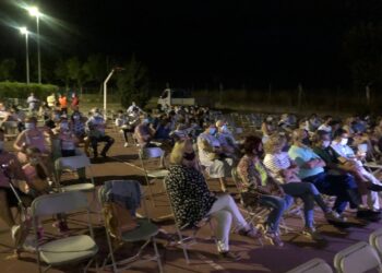 El recuerdo de los grandes éxitos del pop despide la Fiesta Fin de Verano