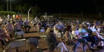 El recuerdo de los grandes éxitos del pop despide la Fiesta Fin de Verano