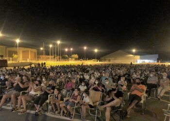 Spasmo vuelve a arrasar y llena la noche de humor y risas