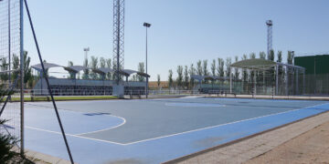 La cubierta y el cerramiento de la pista multideporte la convertirán en un pabellón de más de 1.200 metros cuadrados