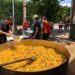 Los vecinos no fallan a su cita con la recuperada paella festiva