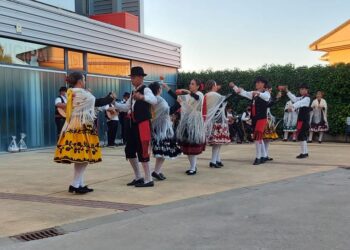 El XIX Certamen Folclórico de Villamayor mantiene vivos el recuerdo a ‘Medes’ y las tradiciones populares