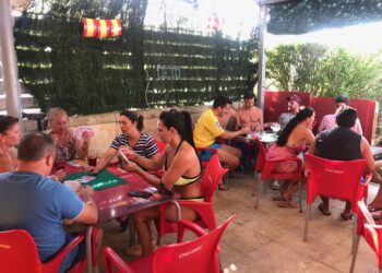 Animación y buena participación en las actividades de la ‘Semana Temática’ de las piscinas municipales