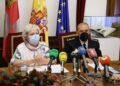 El presunto asesino es calificado como «una persona peligrosa y violenta que tenía en su domicilio cartuchos y numerosas armas blancas»