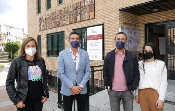 El programa de actividades culturales, educativas y deportivas del nuevo curso oferta más de una treintena de propuestas