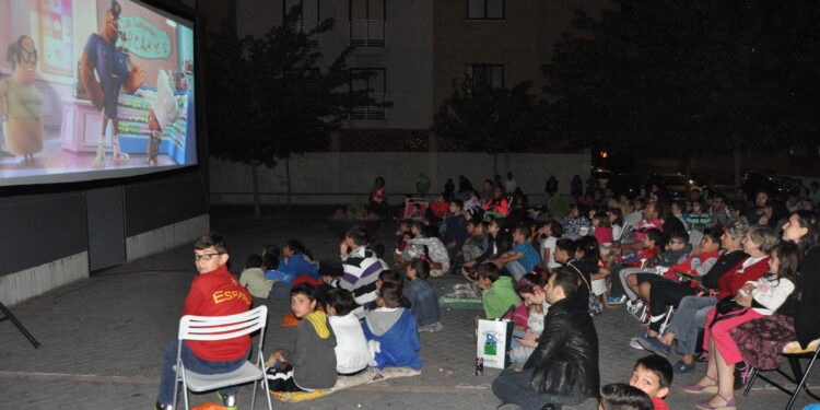 El ciclo de Cine de Verano llega a 4.500 personas en Santa Marta