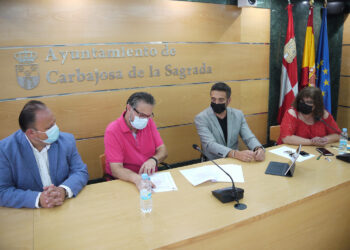 El equipo local de baloncesto participante en la liga LEB Plata promocionará la marca ‘Carbajosa Empresarial’ esta temporada