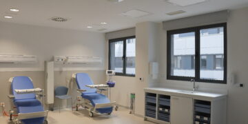 La Junta inyectará 344.000 euros para equipar los laboratorios del Hospital Universitario