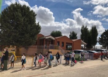 Más de 350 niños inician hoy por primera vez su etapa escolar obligatoria en los centros educativos de las localidades del alfoz