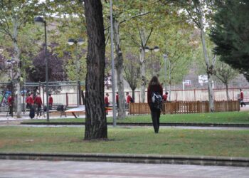 Cerca de 1.200 alumnos de ESO y Bachillerato vuelven a las aulas en los institutos del alfoz