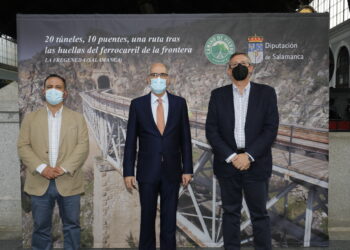 Diputación muestra en Madrid el proyecto turístico ‘El Camino de hierro’