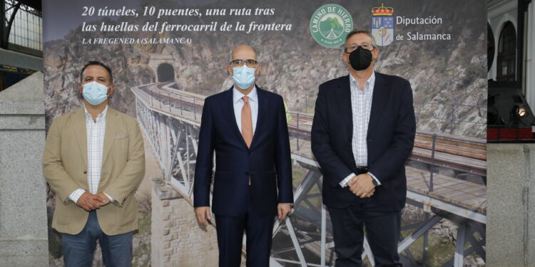Diputación muestra en Madrid el proyecto turístico ‘El Camino de hierro’