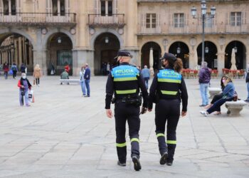 Refuerzo policial para controlar botellones e intensificar el cumplimiento de las medidas de seguridad durante las fiestas