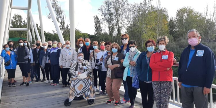 Paseo y desayuno saludable para los mayores de Santa Marta