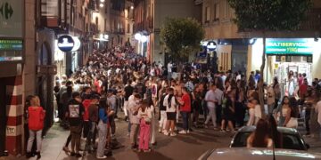 Las calles del centro de la ciudad, abarrotadas de personas