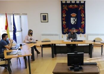 La ampliación de las partidas de agua y alumbrado público centran los suplementos de crédito aprobados por importe de 287.000 euros