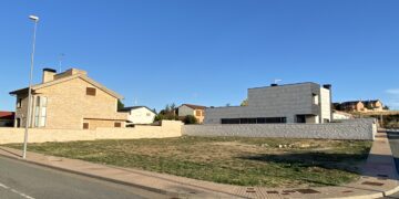 Los interesados tienen hasta el 12 de octubre para pujar en el concurso público de enajenación de las ocho parcelas municipales