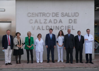 Mañueco defiende una atención sanitaria «de primera» en el mundo rural