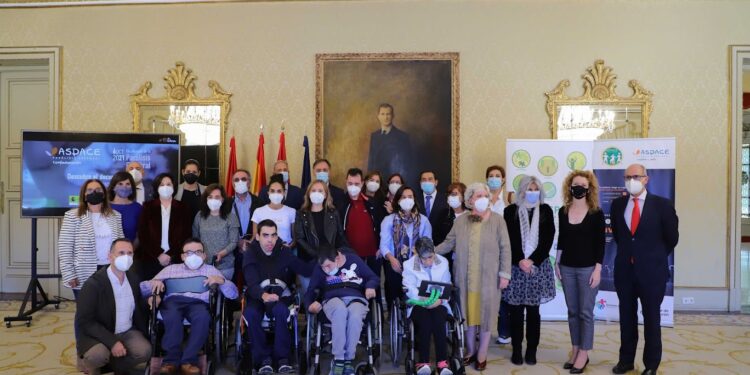 Compromiso institucional para mejorar la calidad de vida de las personas con parálisis cerebral y de sus familias