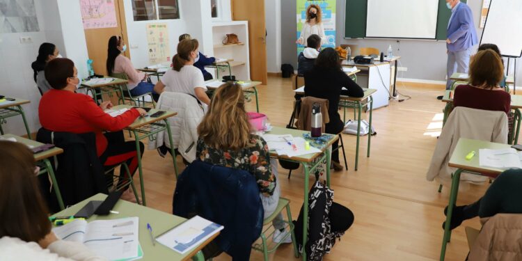 Formación y empleo, objetivos de los itinerarios del proyecto ‘Por + Salamanca’