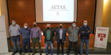 AETAX, la Asociación de Empresarios de Taxi, se integra en la Confederación de Empresarios de Salamanca