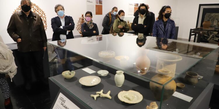 La exposición sobre la alfarería salmantina ensalza la importancia de este oficio tradicional casi extinguido