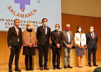 Diputación, Ayuntamiento y USAL reciben las Medallas de Honor de la Hermandad de Donantes de Sangre de Salamanca
