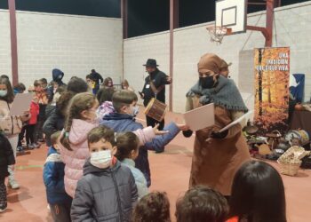 Música, tradiciones, castañas y queimada para disfrutar de otra jornada de convivencia