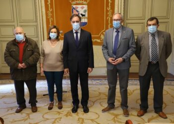 El Defensor del Mayor reforzará la protección y ayuda al colectivo