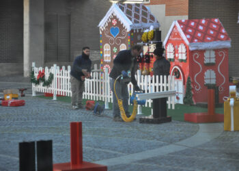 Comienzan los preparativos del ‘Pequeño Pueblo de Navidad’